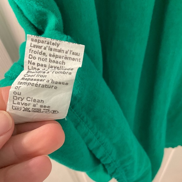 Women’s Sleeveless Linen Italian Green Dress - Picture 5 of 5